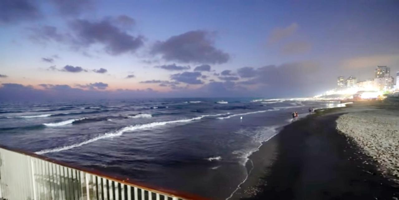 Apart Hotel Tlv/Bat Yam Beach Front 834 מראה חיצוני תמונה